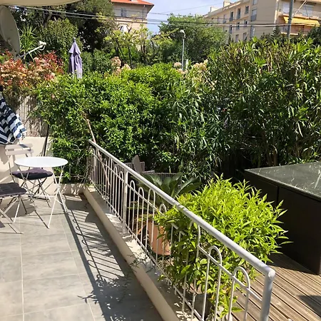 Only 60m To The Beach, 2 Bedroom Cozy Apartment, 80m2 Big Garden, Very *